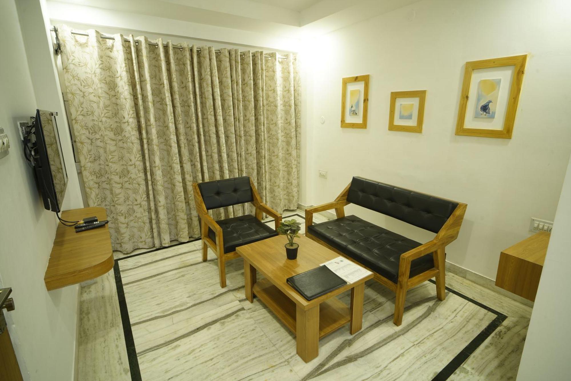 Hotel Udai Niwas By The Lake Udaipur Buitenkant foto
