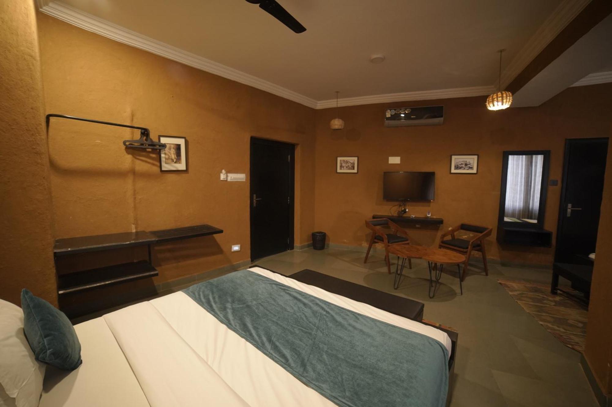 Hotel Udai Niwas By The Lake Udaipur Buitenkant foto